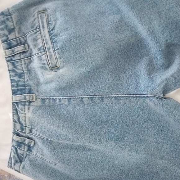 Women's Liz Claiborne jeans, NWT - Picture 4 of 4